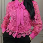 Cămașă fuchsia din dantelă cu fundă